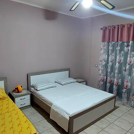 Kompleksi Fishta Kulla 6 Apartmán *