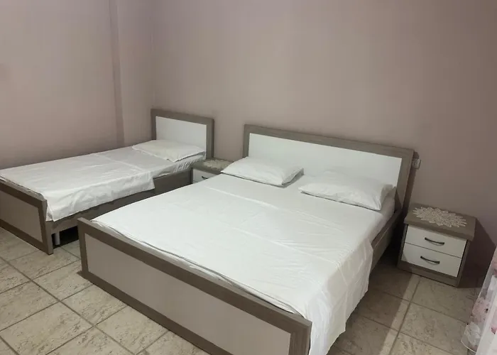 公寓 Kompleksi Fishta Kulla 6 *