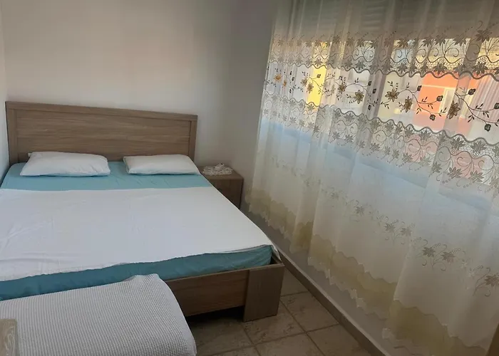 Kompleksi Fishta Kulla 6 Velipojë